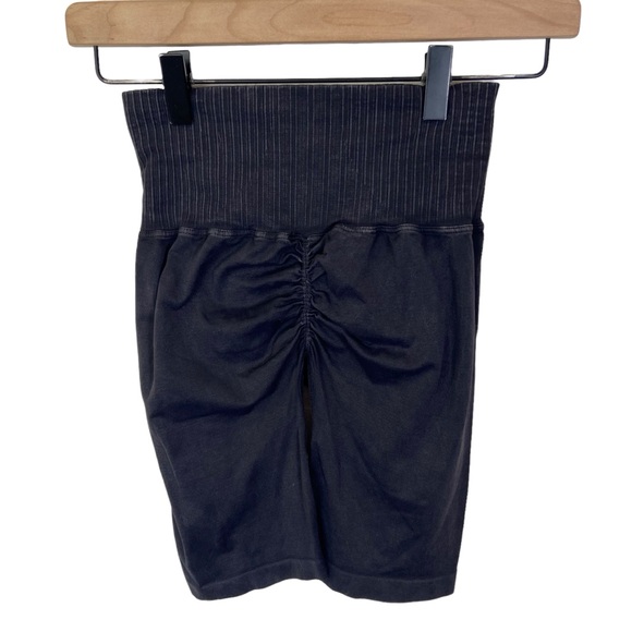 Free People Movement Seamless Good Karma Bike Shorts Black XS/S - Picture 3 of 4